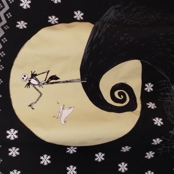 Tim Burton's The Nightmare Before Christmas from Disney. - Picture 3 of 4